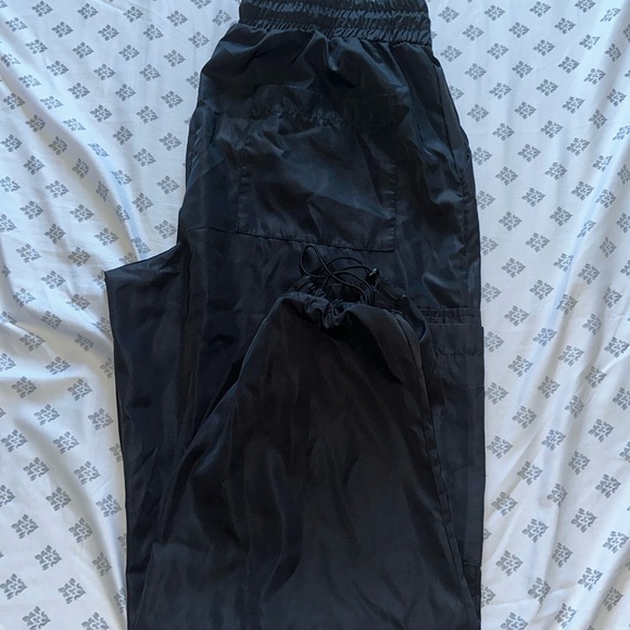 Women’s black joggers - Picture 1 of 5